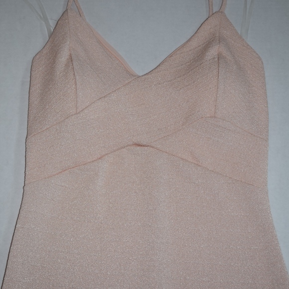 Blush colored dress - Picture 3 of 4